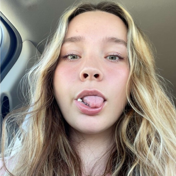 emilyliznichols